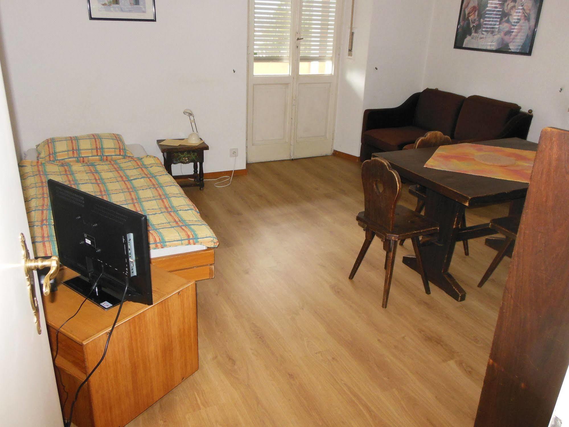 Jazz Hotel อัสโกนา ภายนอก รูปภาพ